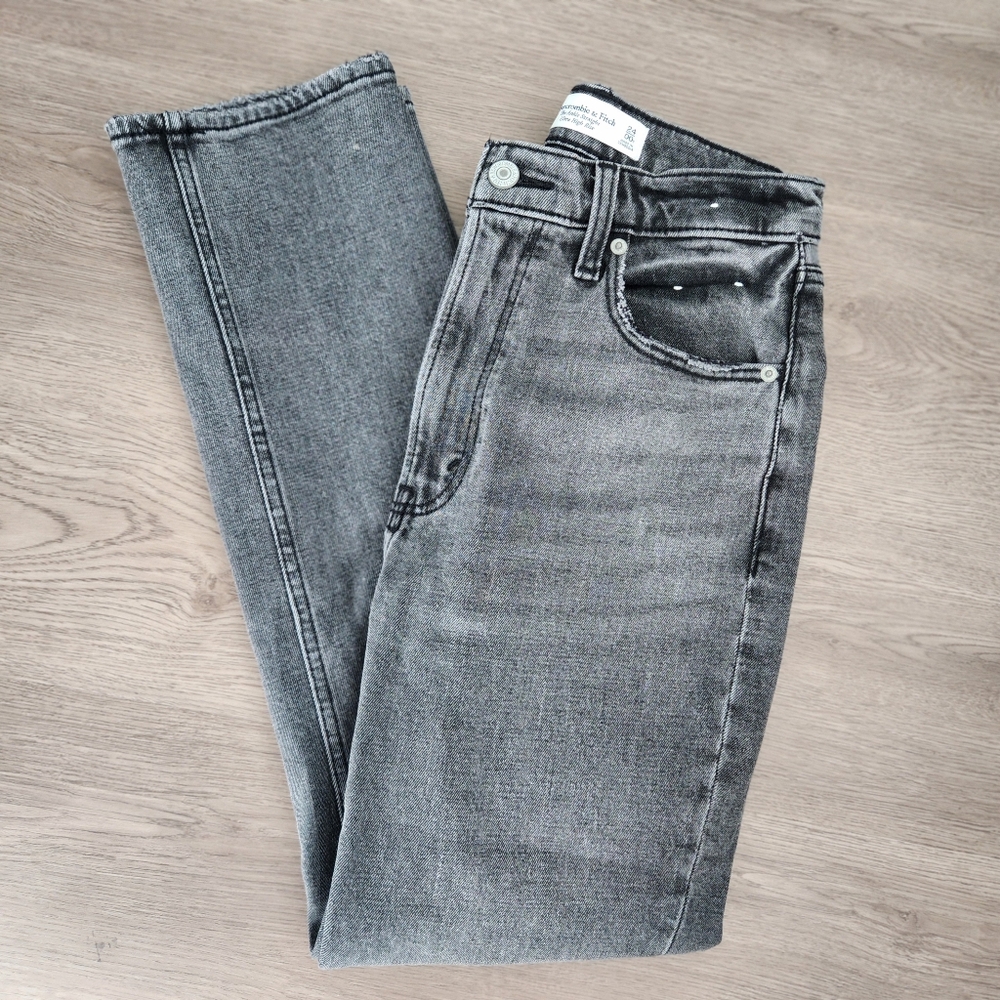 Ankle Straight Grey Jeans